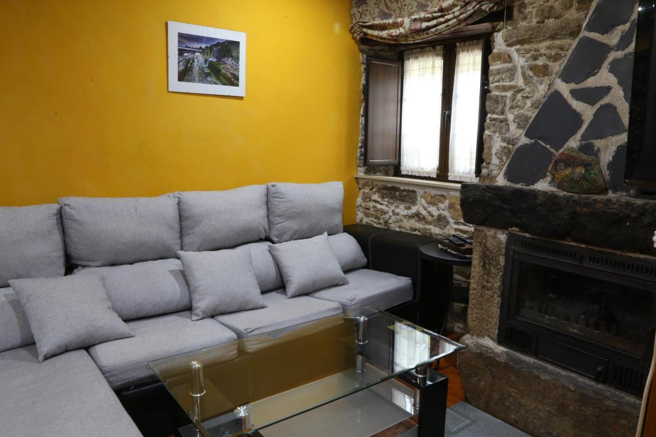Casa Rural Madreselva 1 Landhuis Navelgas